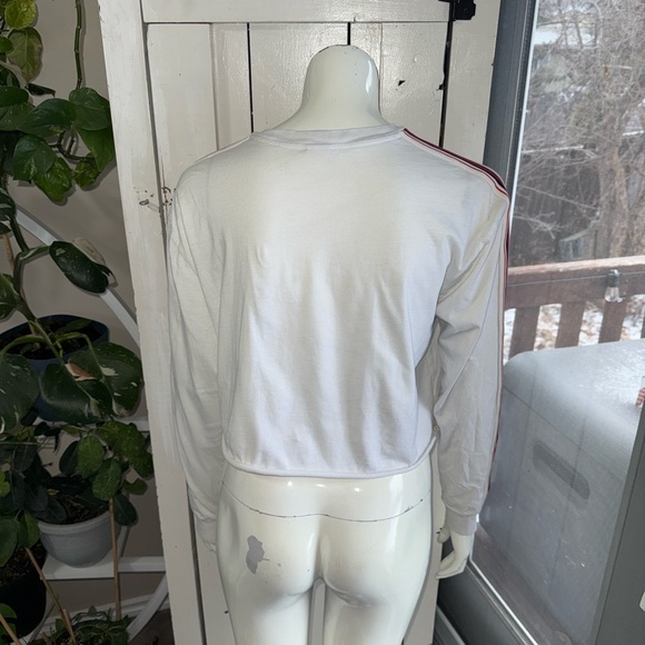 TNA Aritzia White Cropped Long Sleeve Top with Red/blue Stripe oversizedSm - Picture 5 of 9